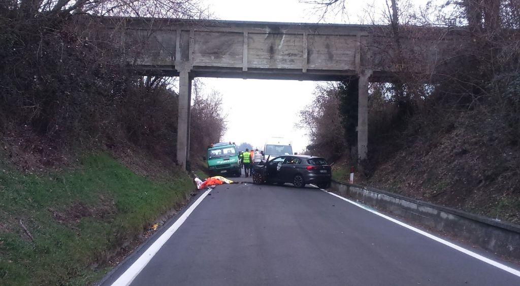 Torino Morti Due Cantonieri Travolti Mentre Lavoravano Su Una Strada