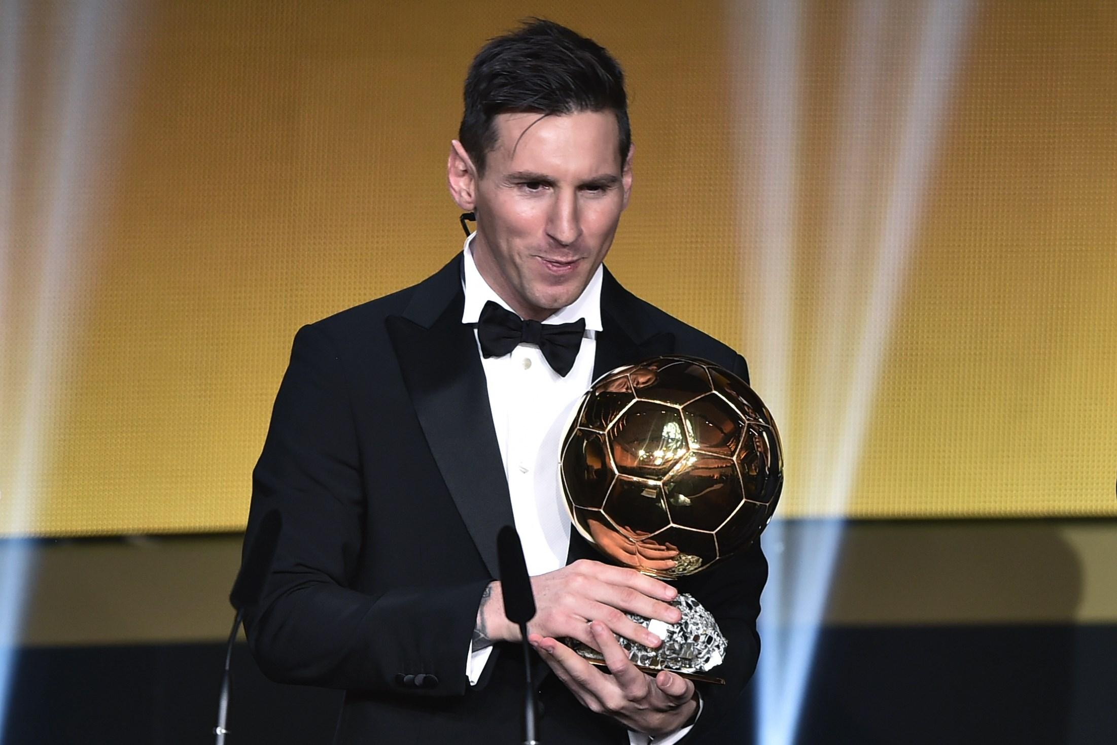 Pallone D Oro Vince Leo Messi Per La Quinta Volta