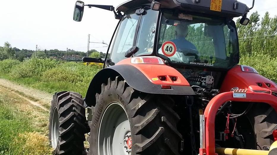 Agricoltore Gravemente Ferito Mentre Lavora Con Il Trattore