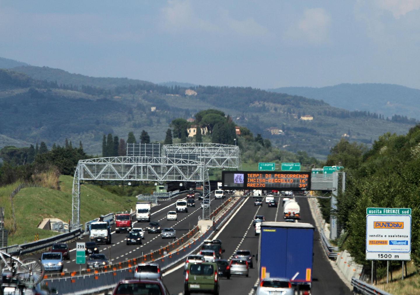 Esodo Bollino Rosso Sulle Autostrade Maltempo Allerta Temporali Su