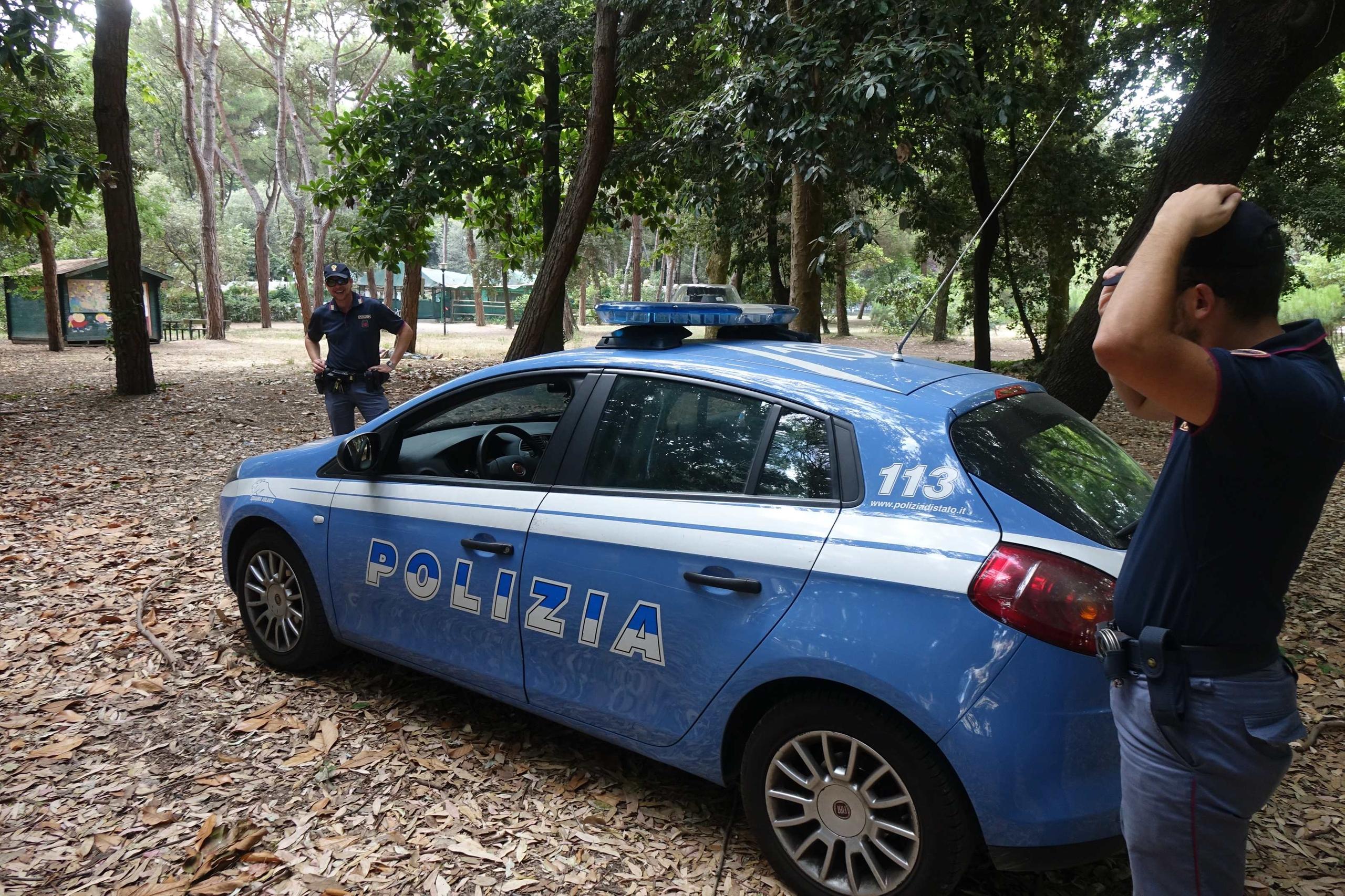 Cagliari Picchia A Sangue La Fidanzata Poi Si Uccide Credendola Morta