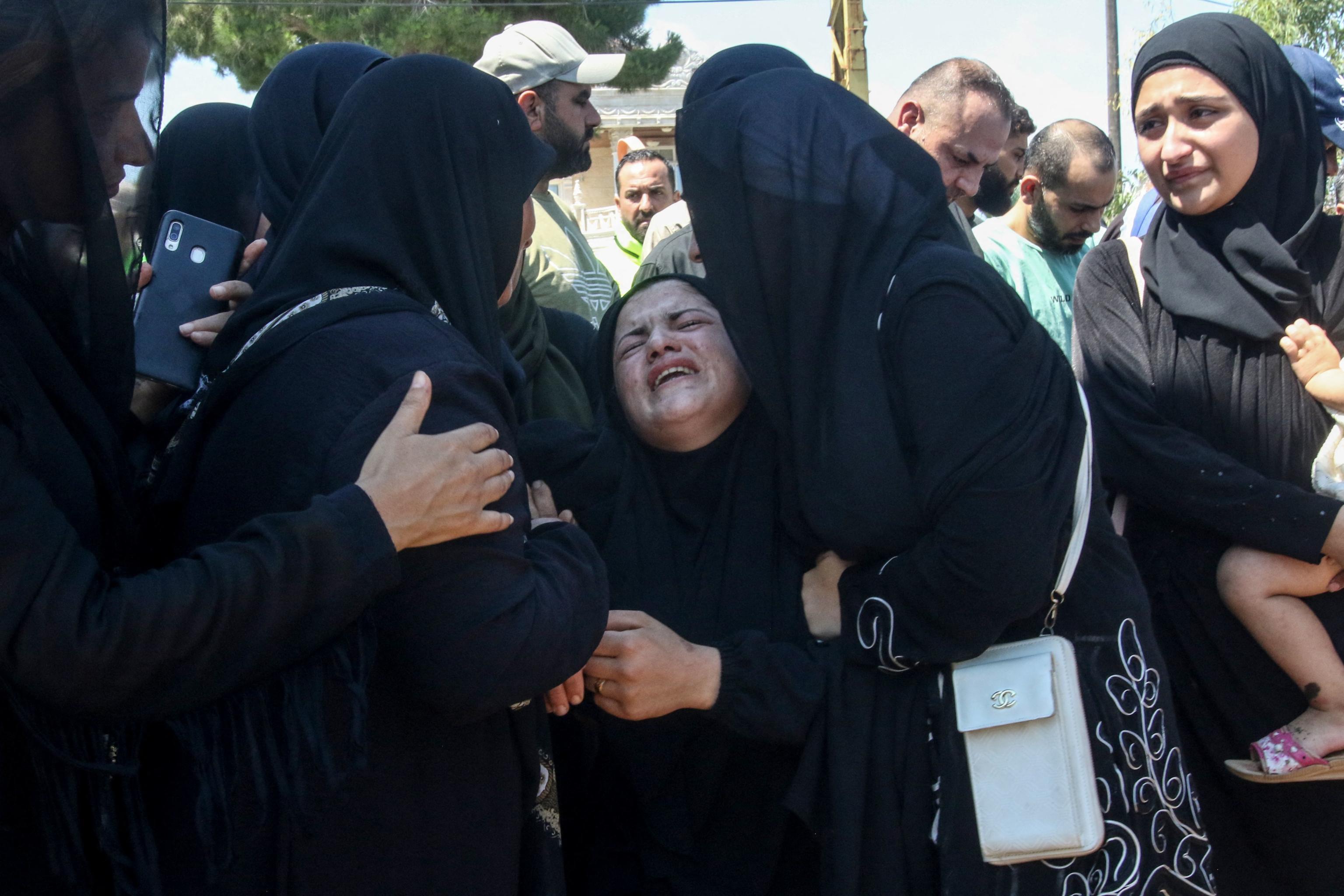 Raid aereo su condominio a Gaza 4 morti Hamas chiede venerdì di