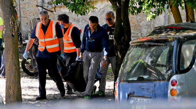 Omicidio A Soccavo Enne Napoletano Ucciso Con Colpi Di Pistola