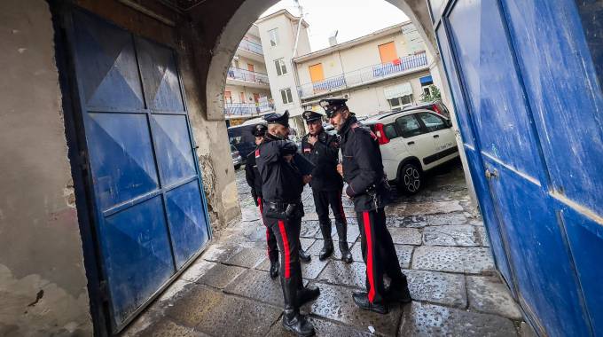 Camorra Operazione Contro Clan Mazzarella Arresti Per Spaccio Ed