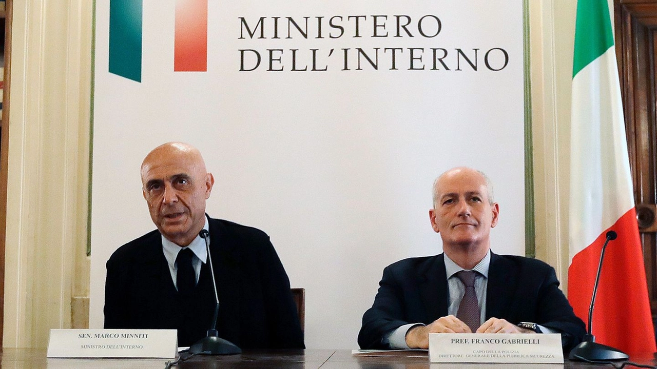 Marco Minniti e Franco Gabrielli (Afp)