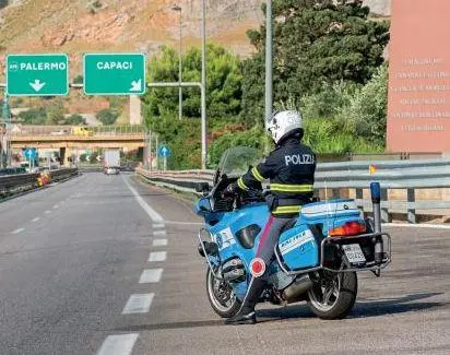 Gli scatti degli agenti per il Calendario della Polizia di Stato