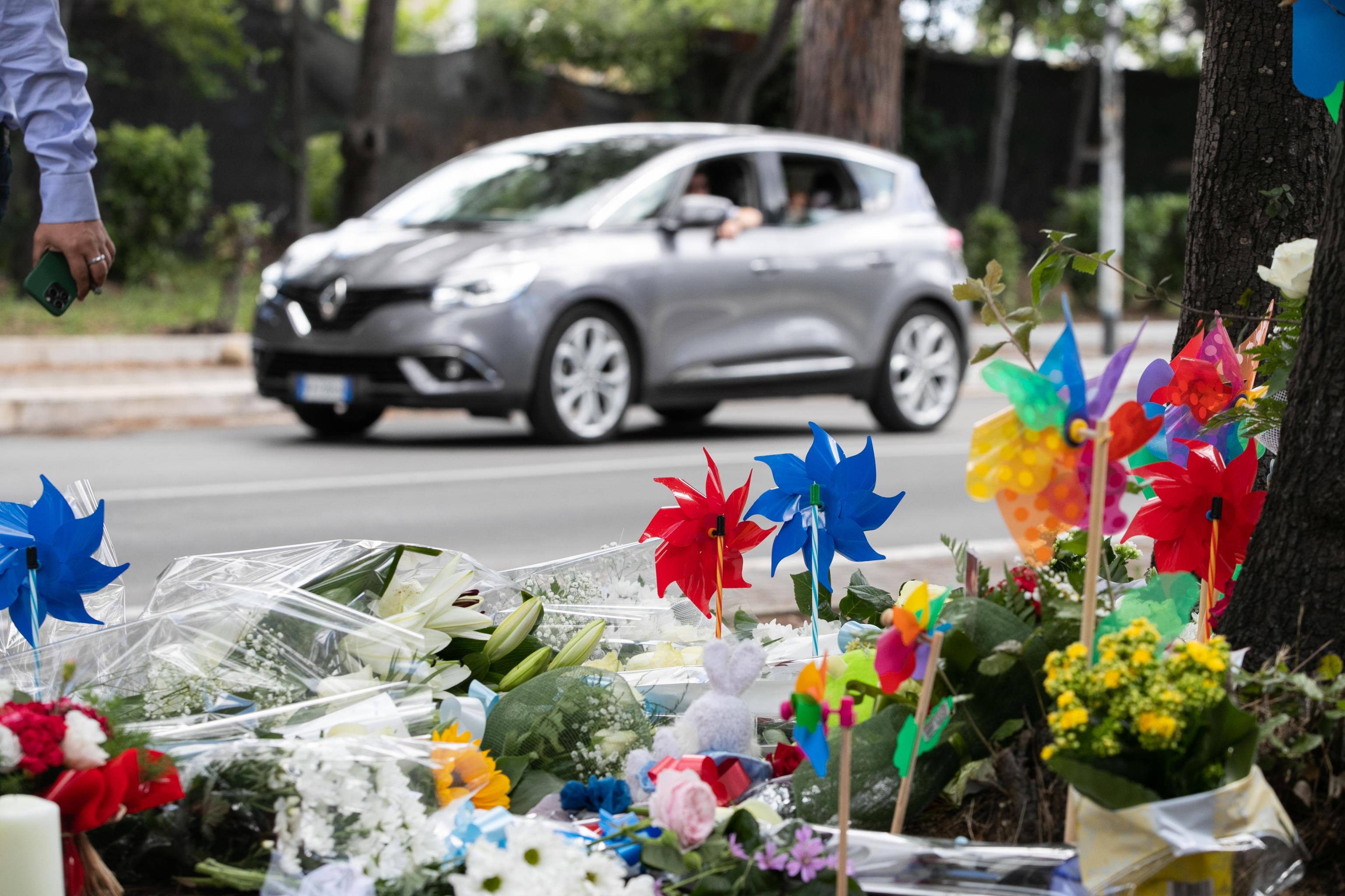 Incidente Youtuber Roma, Fiaccolata Per Manuel