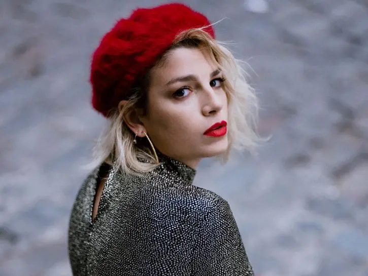 Emma Marrone: "La mia vita guerriera, in lotta con le paure"