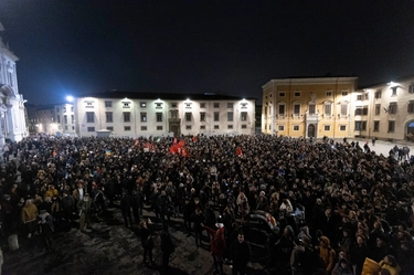 La risposta di Pisa, 5mila in piazza: "No alla violenza delle istituzioni"