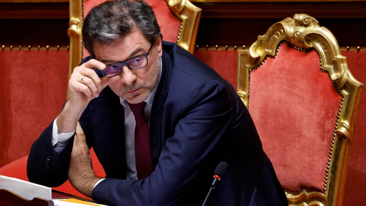 Il ministro Giorgetti (Ansa)