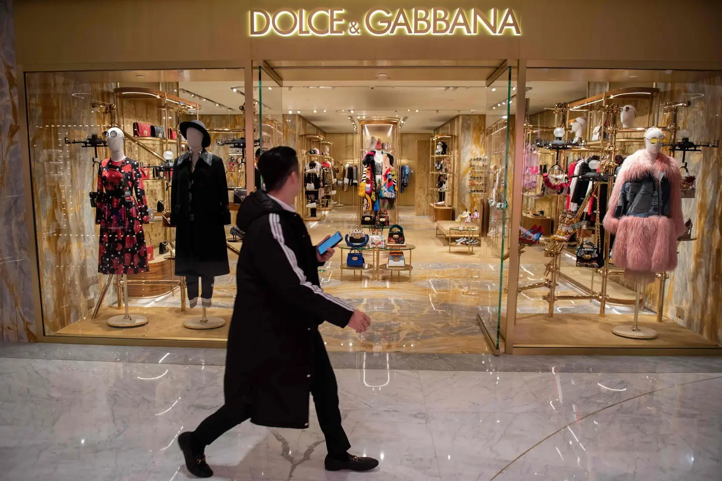 Dolce & Gabbana, via dalle piattaforme di e-commerce in Cina