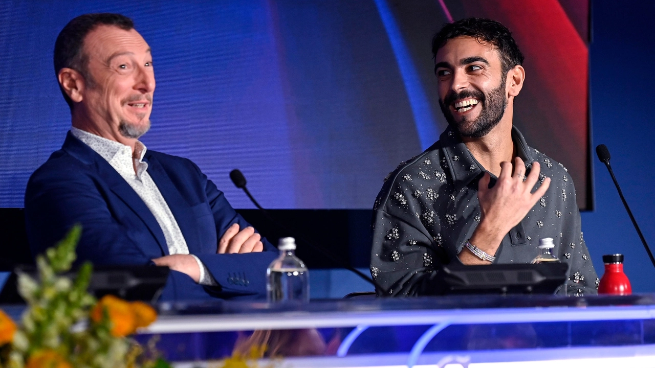 Amadeus e Marco Mengoni condurranno la prima serata del Festival di Sanremo 2024 (Ansa)