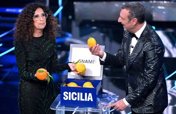 Gli ascolti della terza serata di Sanremo: ecco i picchi. Volano i dati Auditel, meglio solo Baudo