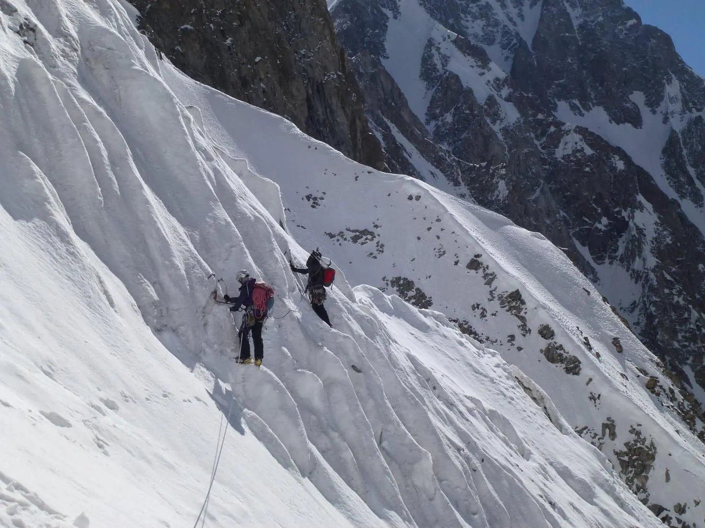 Valanga nel Pakistan, salvati i quattro alpinisti italiani: sono vivi