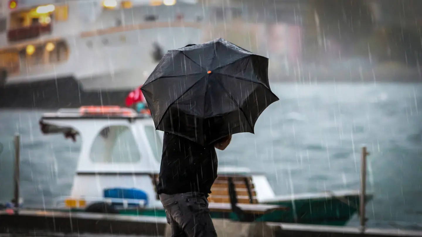 Allerta meteo: ondata di temporali e venti di burrasca. Previsioni città per città