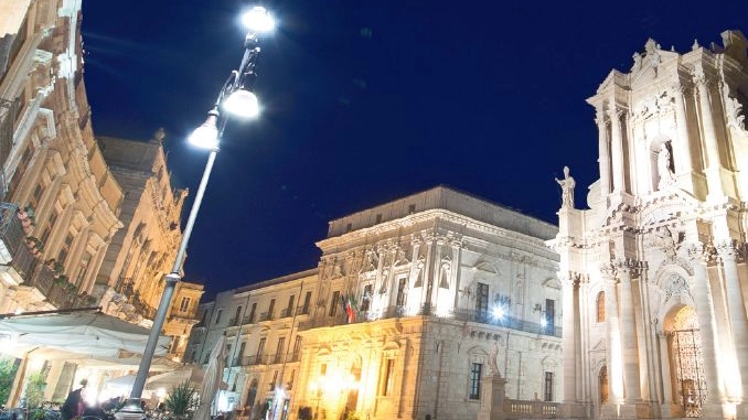 Piazza Duomo a Siracusa (da Qn)