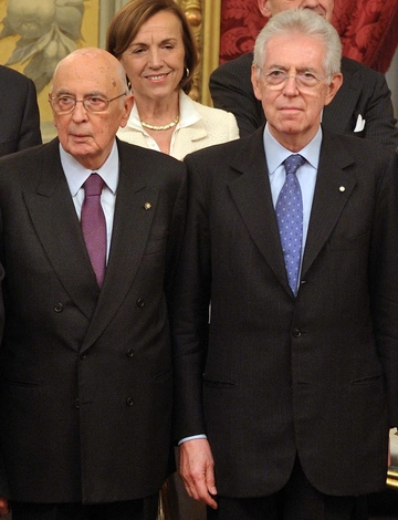 Napolitano e i giorni bui dello spread a 574: cosa accadde quando l’Italia rischiò di fallire