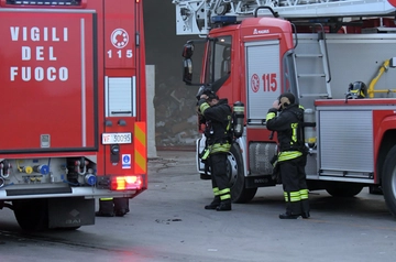 Incendio a scuola: evacuati 10 bambini