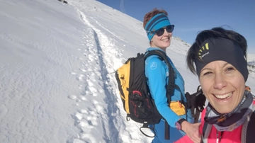 Marmolada, Elisa scampata al crollo: montagna malata. Il senso di colpa davanti al cratere