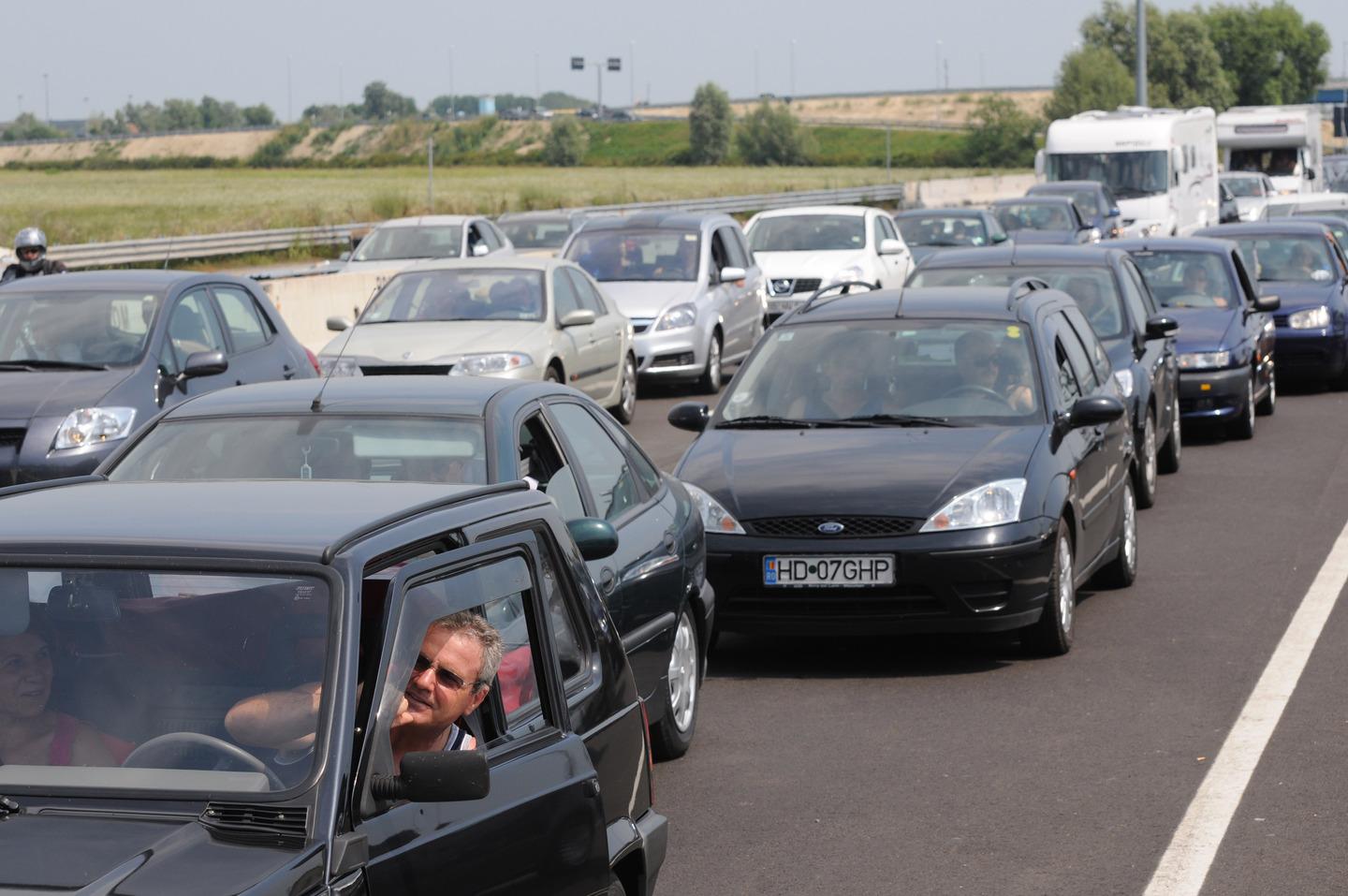 Traffico, Bollino Nero Su A22. Rallentamenti E Code In Trentino