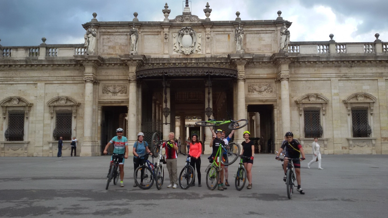 Foto di gruppo alle Terme Tettuccio di Montecatini