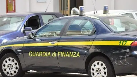 Operazione della guardia di finanza di Mirandola, scoperti 8 lavoratori in nero