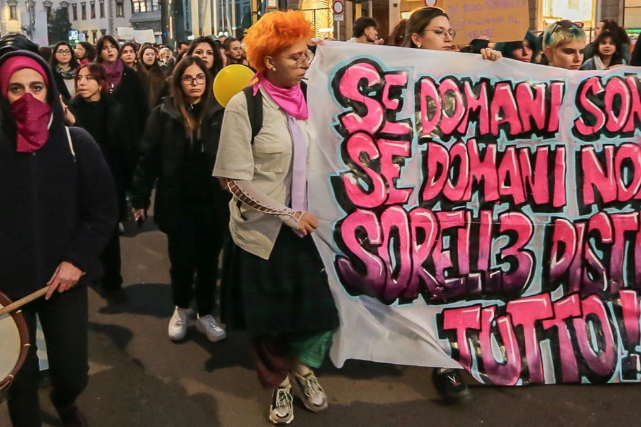 Una manifestazione per dire no alla violenza contro le donne