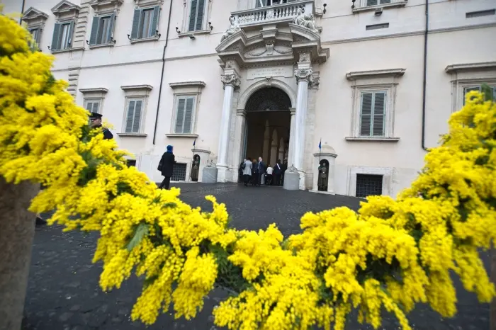 Festa delle donne, perché si regala la mimosa (verità e leggenda)