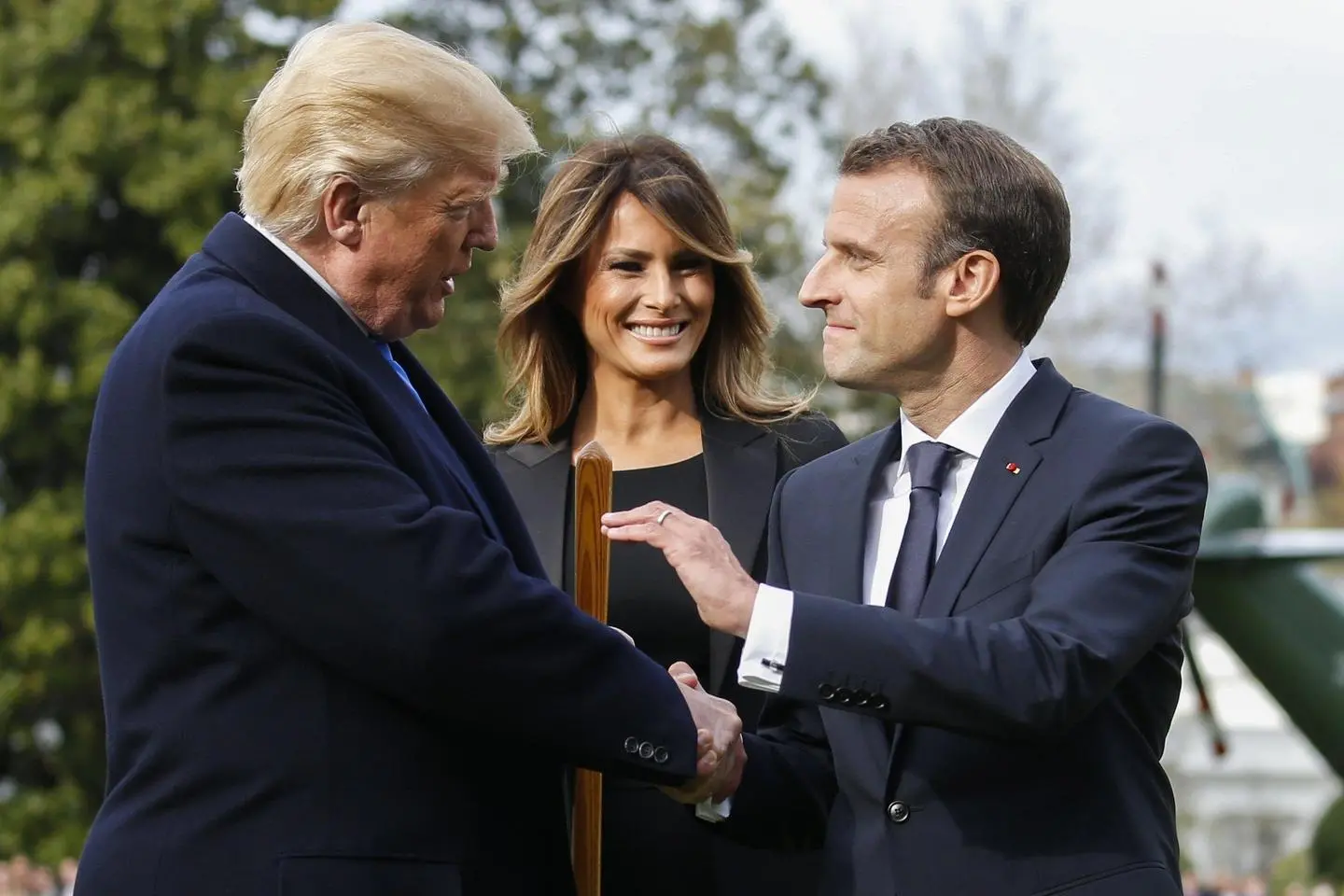 Macron da Trump, Melania signora del cerimoniale