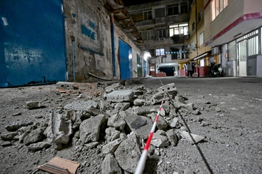 Terremoto ai Campi Flegrei, le ultime scosse a Pozzuoli. Musumeci: “Continueranno, bisogna stare all’erta”