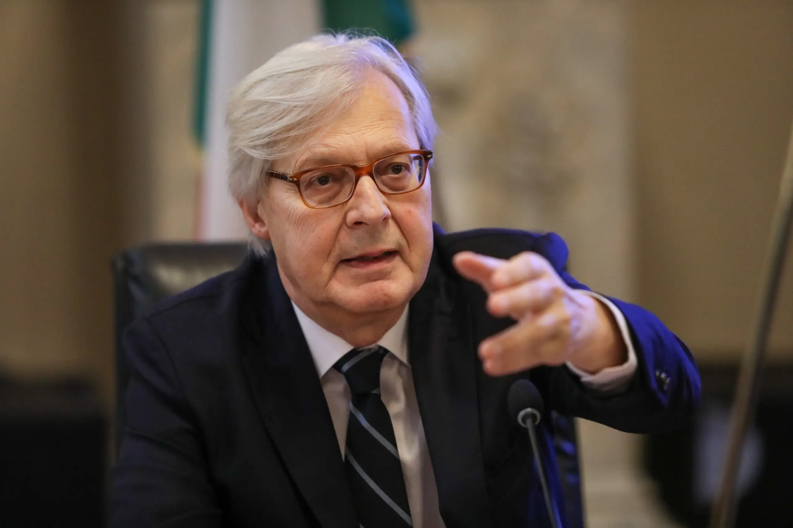 Sgarbi E Il Giallo Del Quadro Rubato Esposto A Lucca: "Non Ho Commesso ...