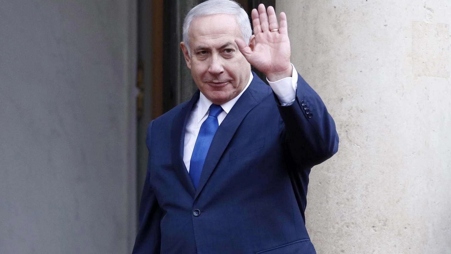 Maggioranza dà mandato a Netanyahu per un governo d'unità