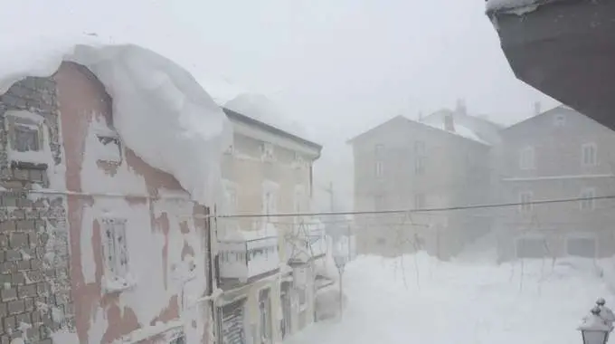 Allerta meteo, ancora neve e gelo