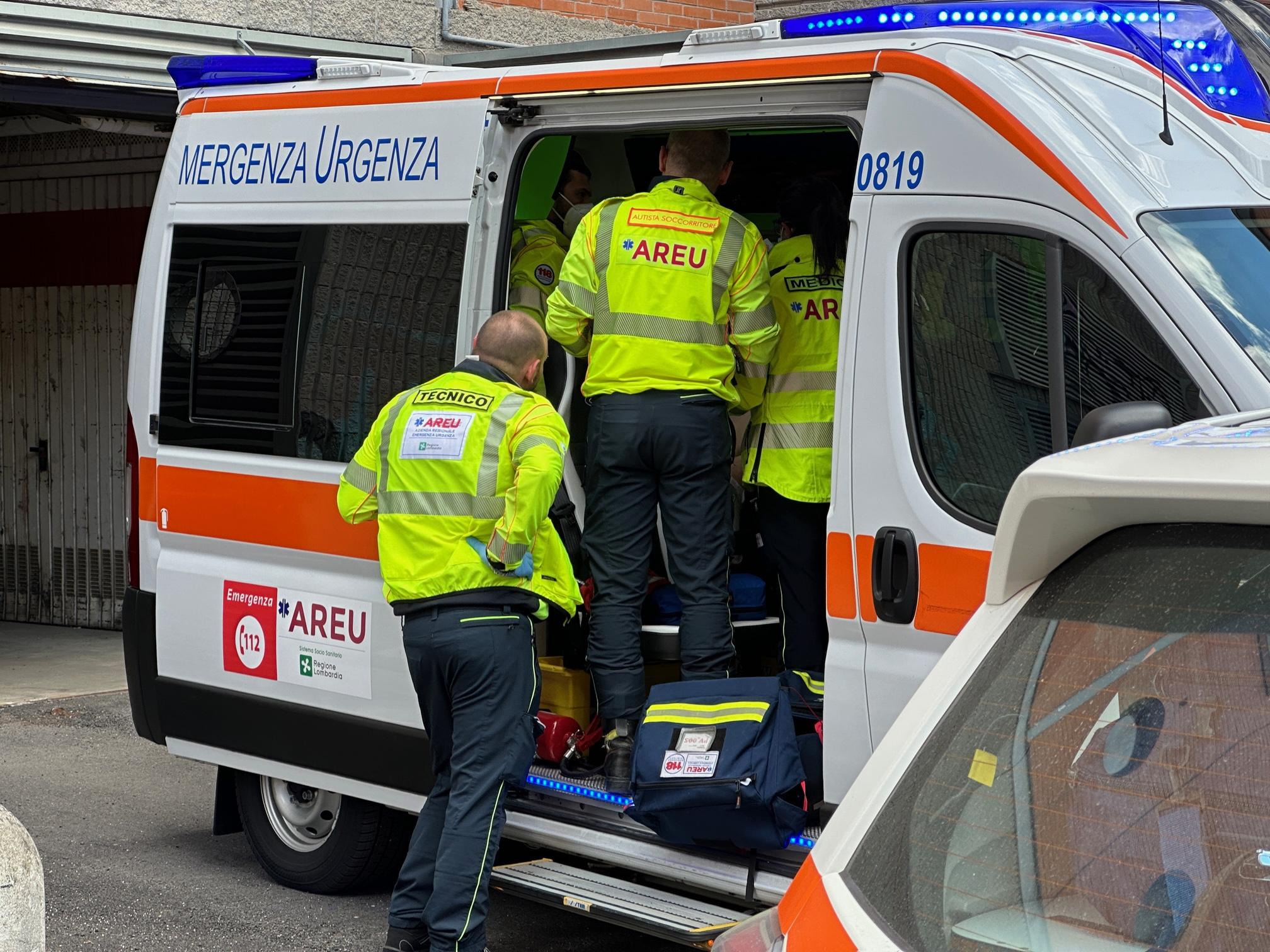 Napoli, Bimba Di 5 Anni Precipita Dal Balcone E Muore Ad Acerra