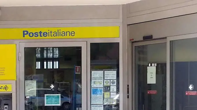 Poste: Giacomelli,chiusura estrema ratio