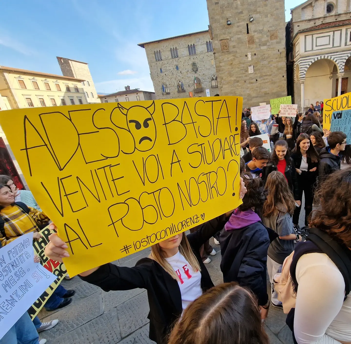 Scuola, sindacati contro il ministro. Freddi anche i presidi: "I voti non sono tutto"