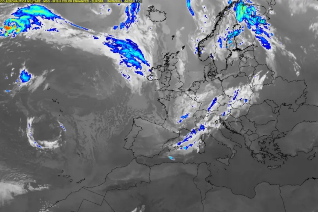 Meteo, l'immagine del satellite all'infrarosso