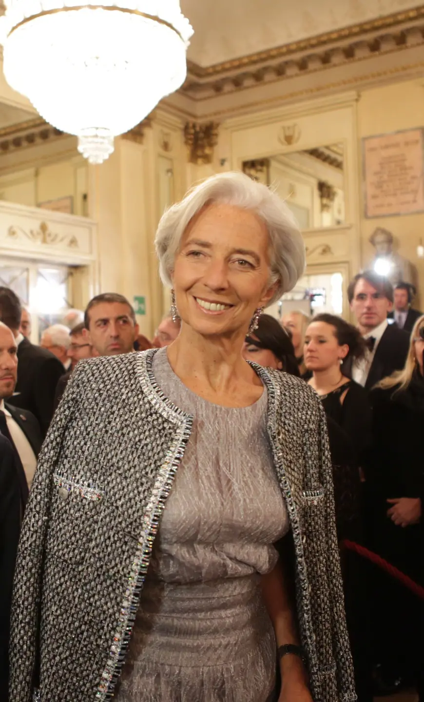 Lagarde alla Bocconi: "Italia faccia le riforme e riduca cuneo fiscale"