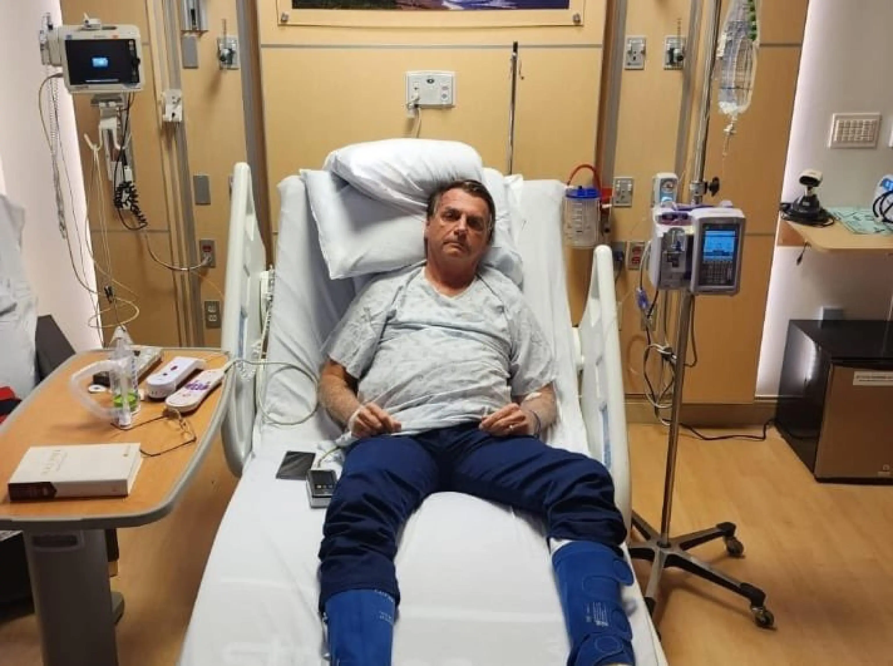 Bolsonaro dimesso dall'ospedale Usa: "Anticiperò il mio rientro in Brasile"