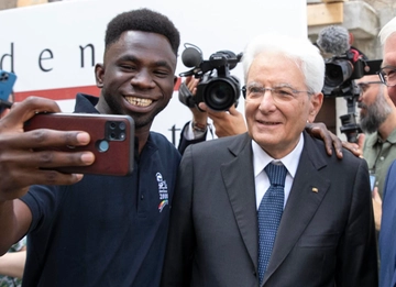 Il caos migranti, Mattarella incalza l’Ue: "Basta misure tampone, Dublino è la preistoria"