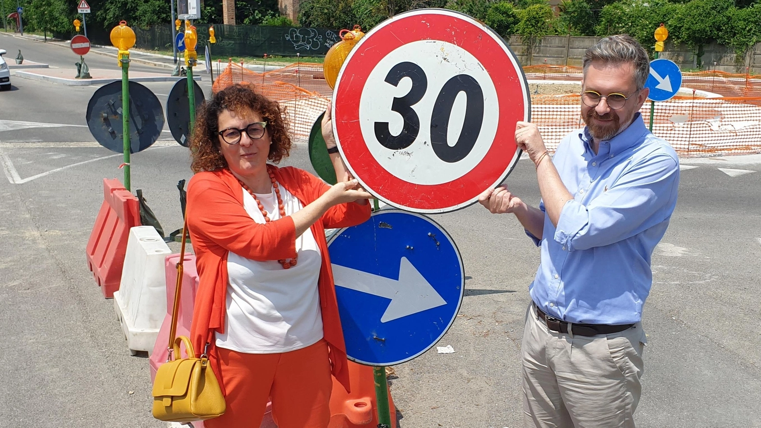 Bologna, il paradosso della città a 30 all’ora  Multa al pedone che cammina in strada