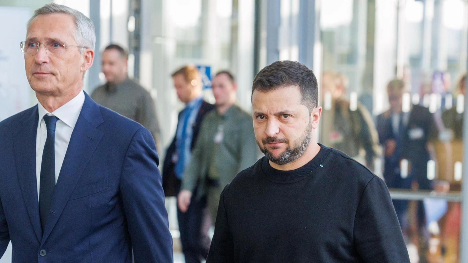 Zelensky alla Nato, 'priorità è difesa aerea per inverno'