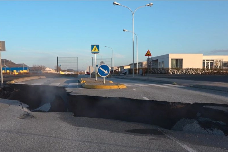 Il magma minaccia la cittadina di Grindavik