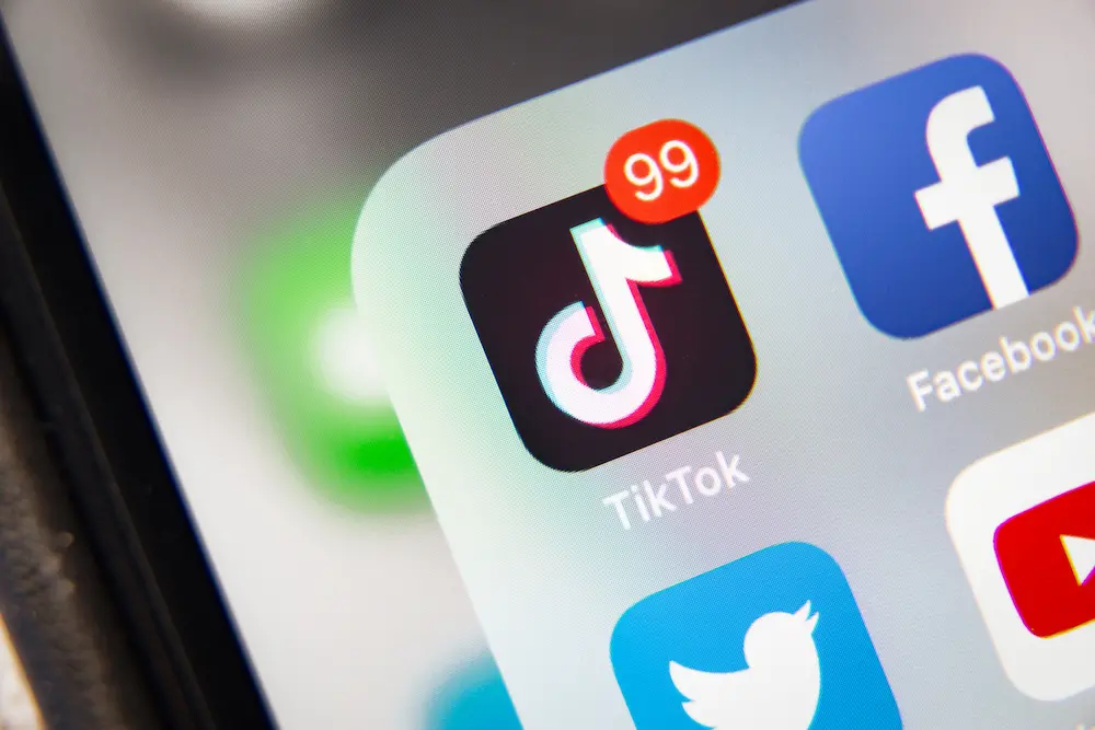 Dati di TikTok hackerati? L’azienda nega e rassicura gli utenti