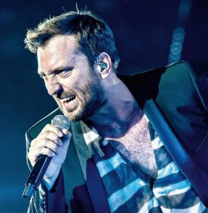 Cesare Cremonini, belva da palco. "I miei 20 anni di canzoni"