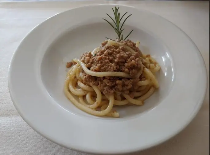 Pici al ragù di cortile o “Dell’Aia”