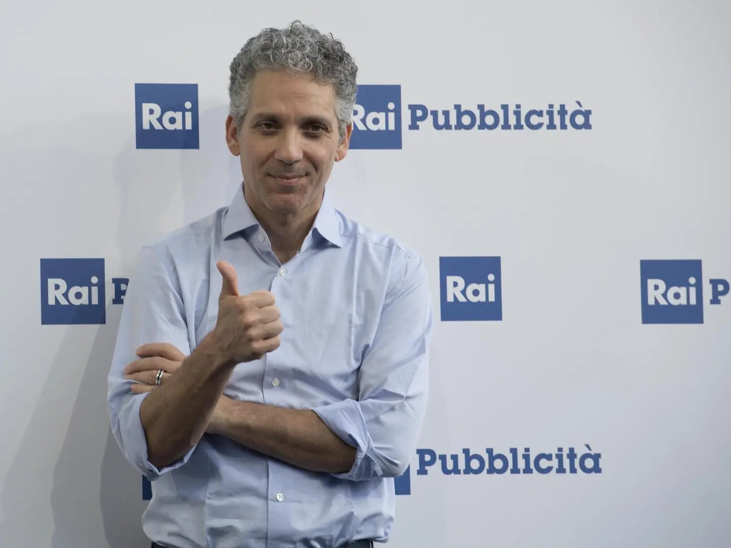 Beppe Fiorello: "Fiction su Riace bloccata perché narra la realtà". La replica della Rai