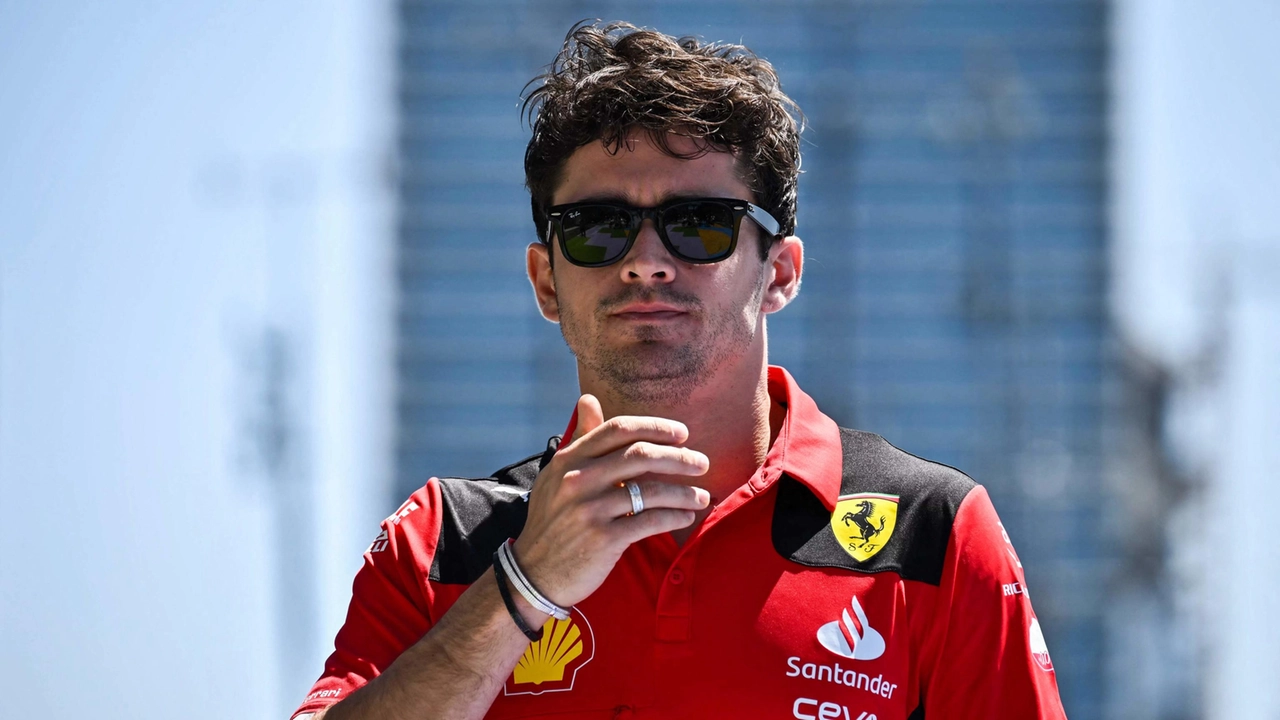 Ferrari, Leclerc e la clausola segreta: “Così può lasciare il Cavallino”