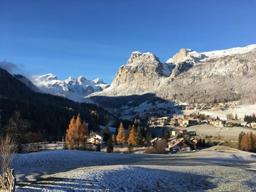 Alto Adige, a San Cassiano di Badia “una casa costa anche 15mila euro al metro quadro”. Chi sono gli acquirenti