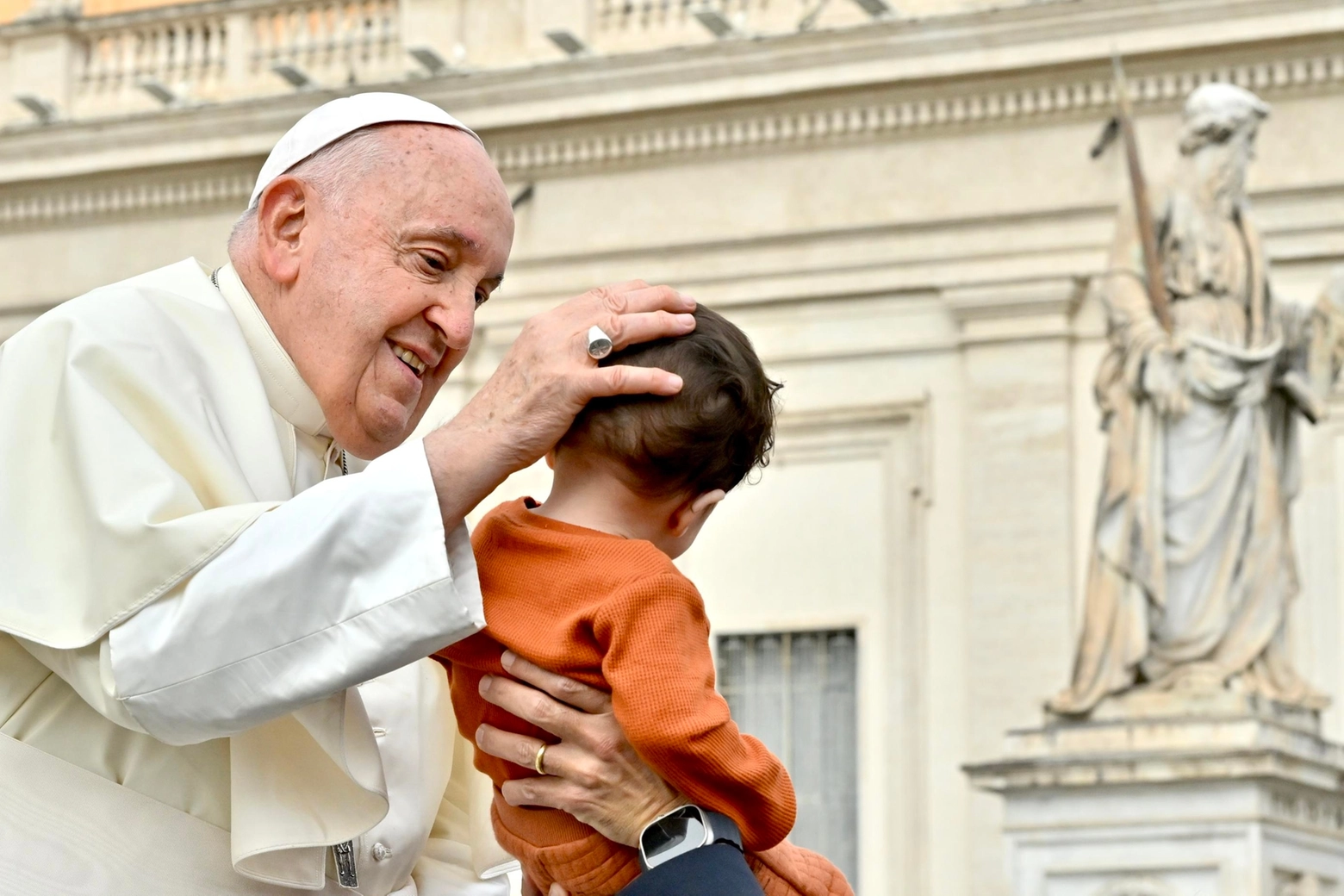 L'appello di Papa Francesco: "Urgente un cessate il fuoco globale"